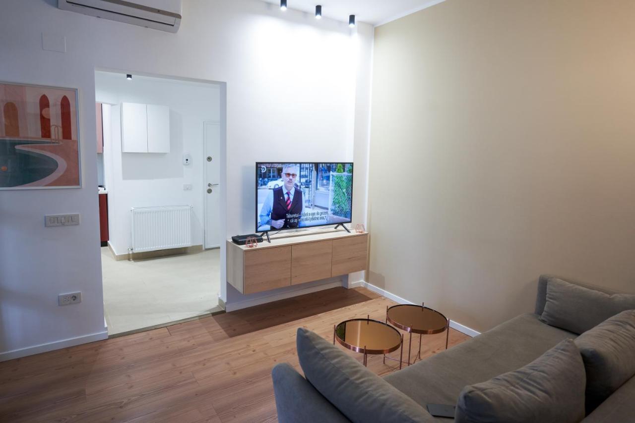 Glamorous Design In Calea Victoriei Apartment Bucharest