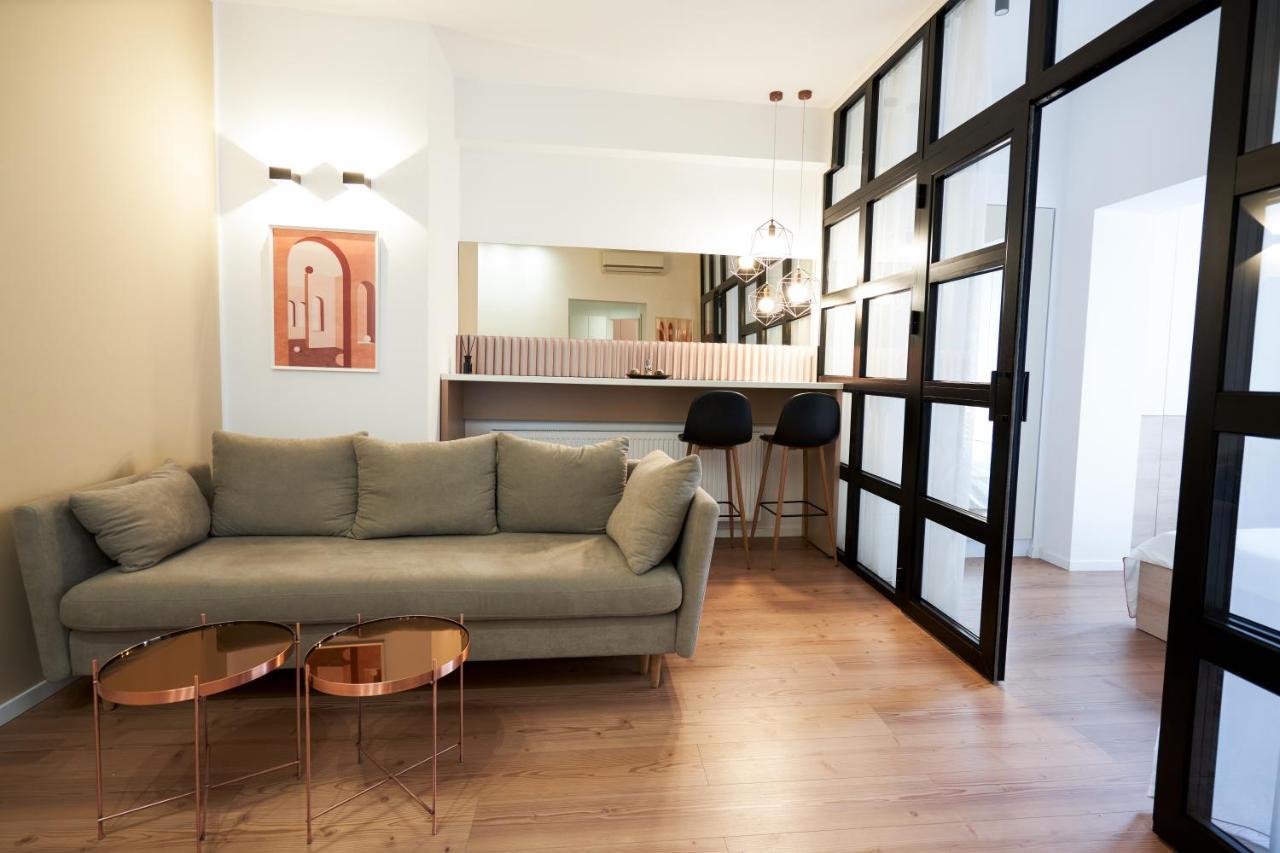 Glamorous Design In Calea Victoriei * Bucharest